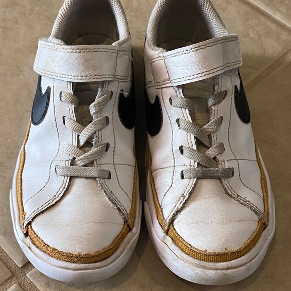 Nike Court Legacy White and Black Sneakers Youth Size 1 - Picture 5 of 15